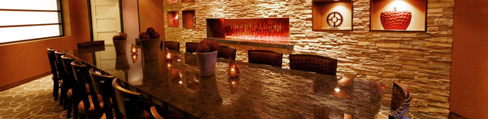 Additional private dining rooms in the The STRAT Hotel